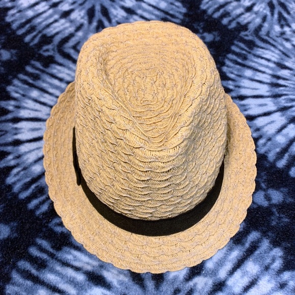Straw Hat - Picture 2 of 8